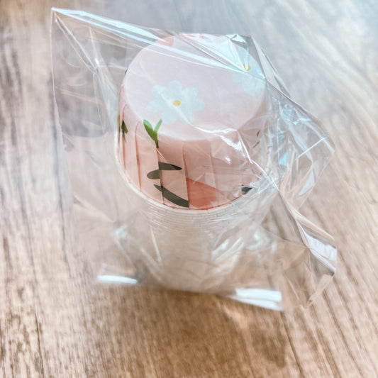 蛋糕紙杯 (粉紅底花花 45-50個) Cupcake Paper Mold (Pink Flowers) 45-50 pcs