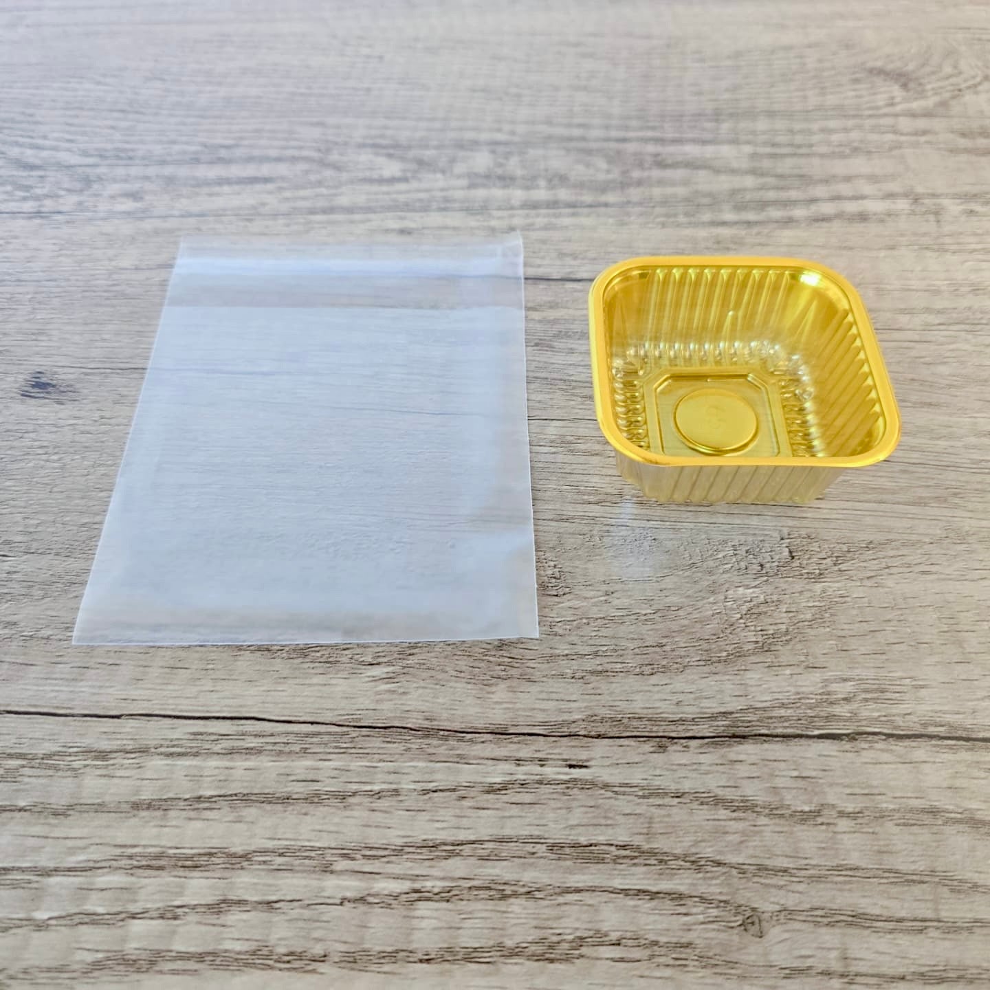 磨砂黏貼食品包裝袋連托 (10x10cm/50g) - 45-50個  Transparent Plastic Bag (10x10cm/50g) - 45-50 pcs