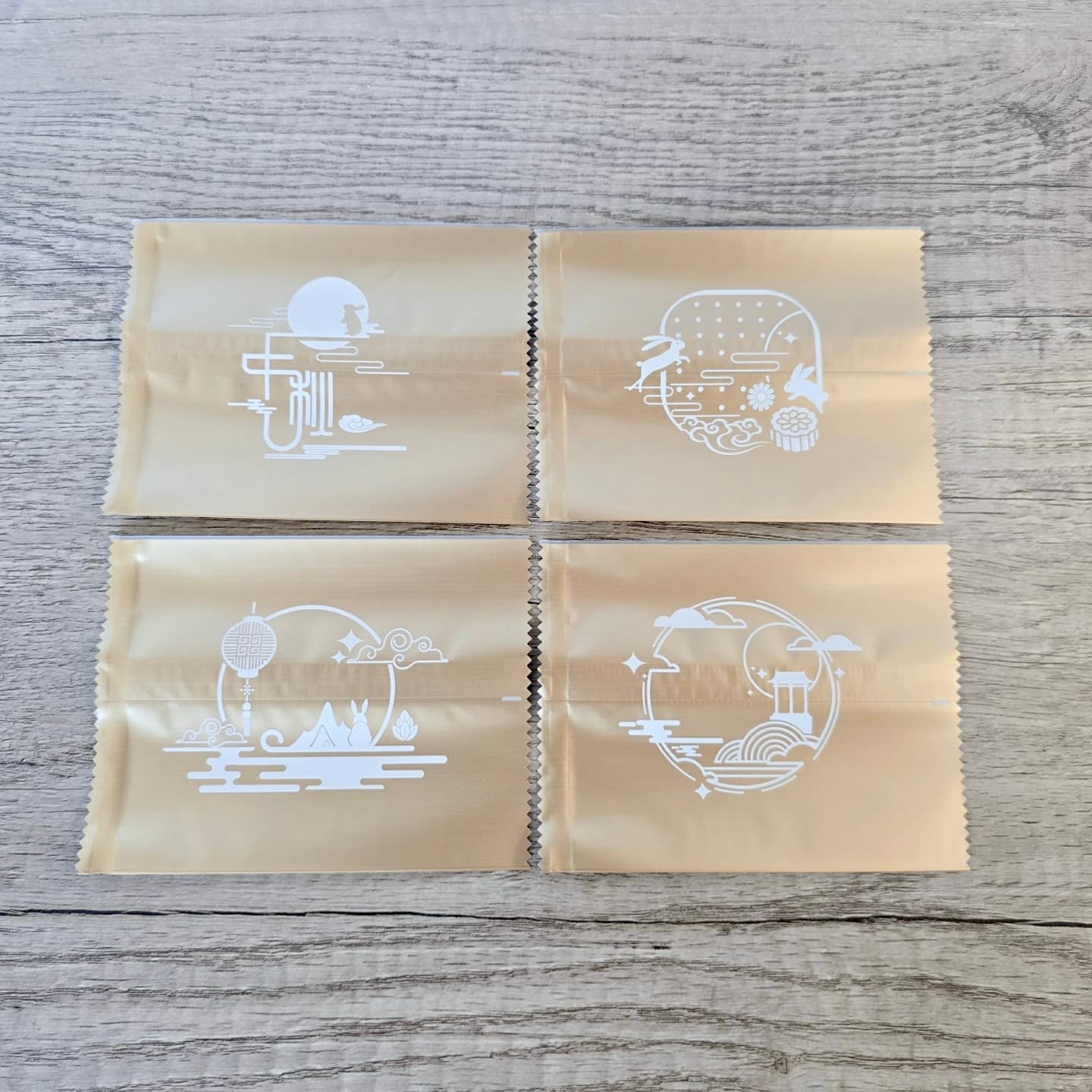 圖案(中秋玉兔)食品包裝袋 (兩種尺寸) - 需使用封口機 - 45-50個 Cartoon Plastic Bag (2 Sizes) - 45-50 pcs