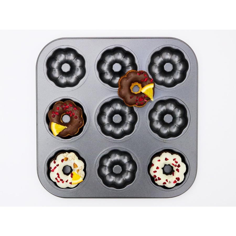 [日本直送] Cotta 9連花型冬甩/蛋糕模具  (26x26x2cm) COTTA Donut / Cake Mould - Flower (26x26x2cm)