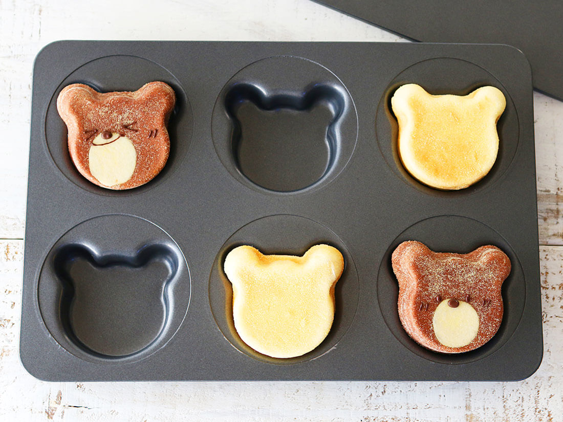 日本直送Cotta小熊6連帶蓋鬆餅模Cotta Animal Muffin Mold - Bear